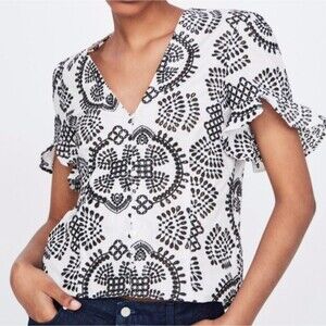 ZARA Eyelet Blouse Top Flower White and Black XS